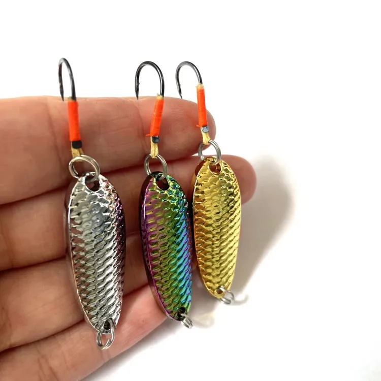 工厂龙鳞亮片2.5~10克加强绑橙单钩路亚饵马口微物溪流军鱼假饵