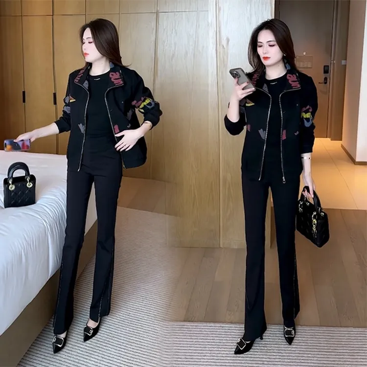 秋季新品美拉德穿搭女气质显瘦休闲洋气时尚短外套