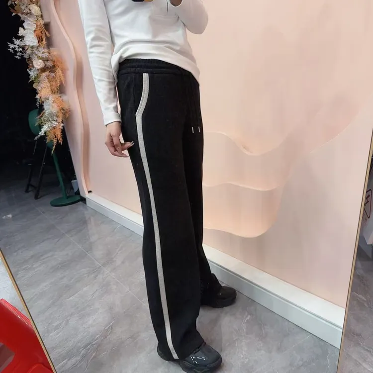 6339 垂感显瘦直筒裤