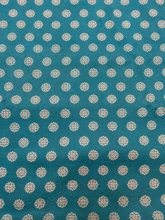 新品，蓝色宝相花提花绢香云纱