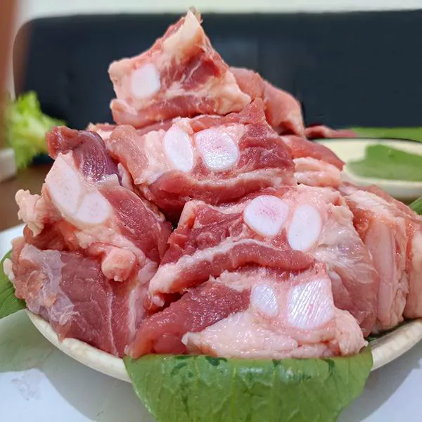 新鲜猪胸骨带脆骨边的排骨边猪脆骨生鲜猪骨猪脆骨生鲜