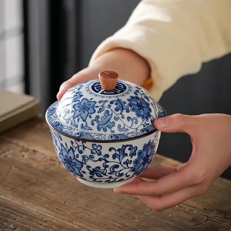 青花瓷烟灰缸带盖防风防飞灰满印花家用复古烟缸大号个性桌面摆件