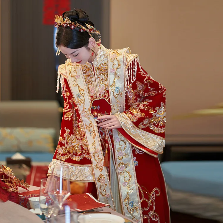 秀禾服婚服丝绒凤冠霞帔2024新款汉服出阁嫁衣龙凤褂孕妇遮肚子冬