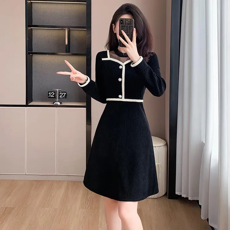 2024实拍现货秋冬新款时尚网纱拼接修身甜美灯芯绒打底连衣裙