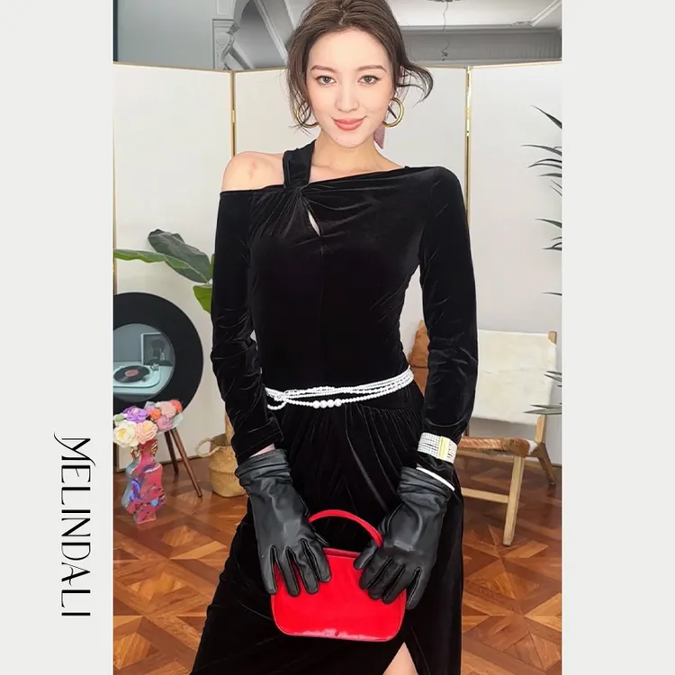 MelindaLi年会战袍不规则扭结设计红丝绒长袖连衣裙黑色收腰宴会