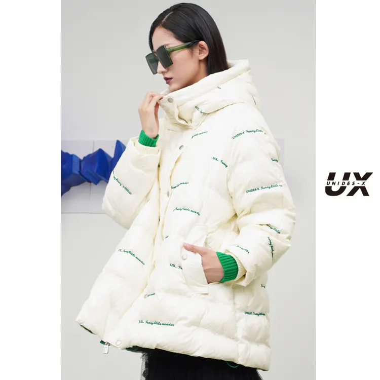 A型字母绣花羽绒女UX冬日新款女装高级时尚气质