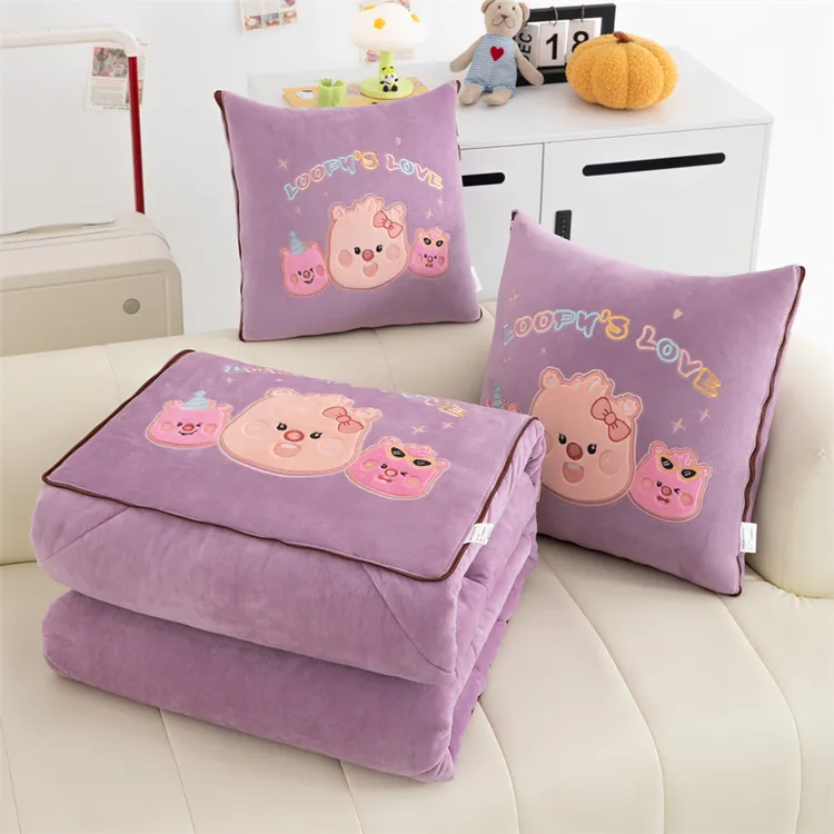 冬季加绒加厚宝宝绒抱枕被子午睡枕汽车载靠枕办公室折叠毯二合一