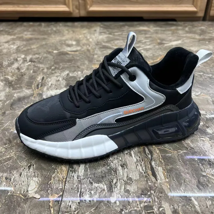 2025男款男士高档休闲鞋爆款时尚百搭运动鞋软底男新款男士鞋子