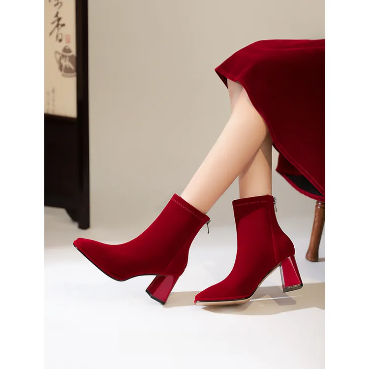 红色短靴高跟粗跟不累脚秀禾婚鞋女2024新款秋冬季新娘中式百搭