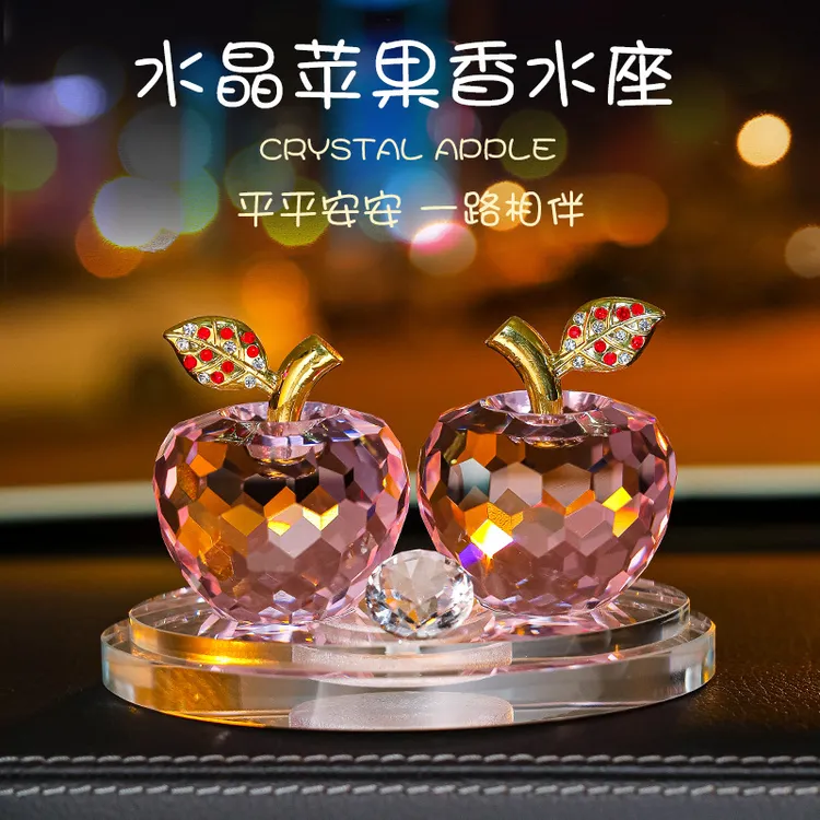 车载用品汽车大全装饰车内女神款中控台摆件漂亮创意内装苹果
