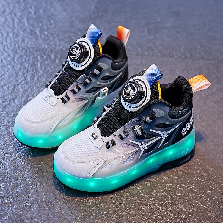 男童暴走鞋秋季新款2025可收缩亮灯运动鞋男孩隐形网面溜冰鞋大童
