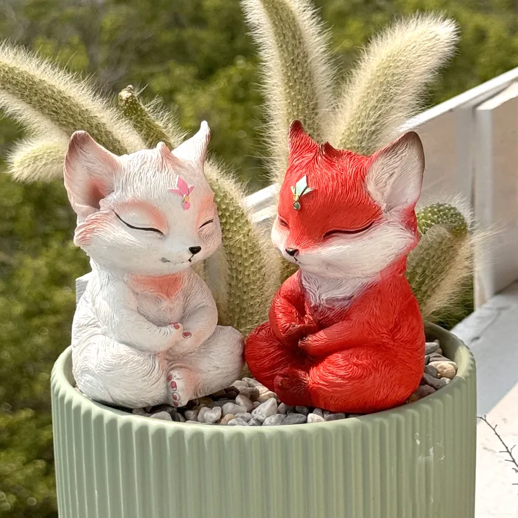 狐狸摆件九尾狐多肉防水防晒不掉色树脂原创手工花园阳台盆栽装饰