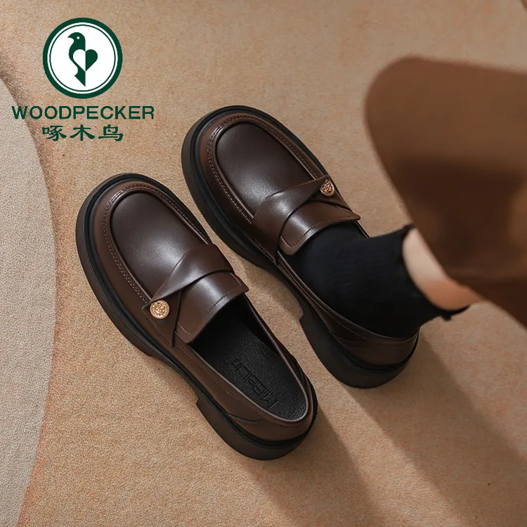 啄木鸟乐福鞋女2025新款女款鞋子百搭厚底一脚蹬单鞋英伦风小皮鞋