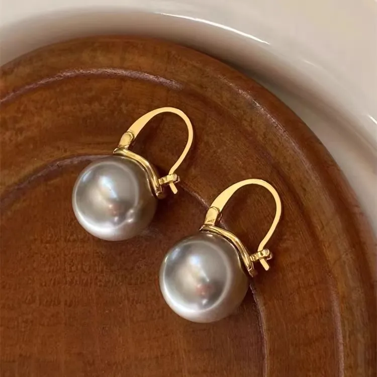 铜合金仿珍珠耳饰 珍珠耳环气质高级感耳钉复古赫本耳坠法式耳扣