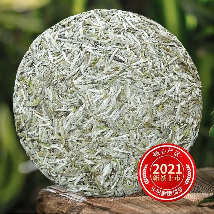 2021福鼎大白茶树白毫银针白茶饼 毫香型福建高山明前头春茶300g