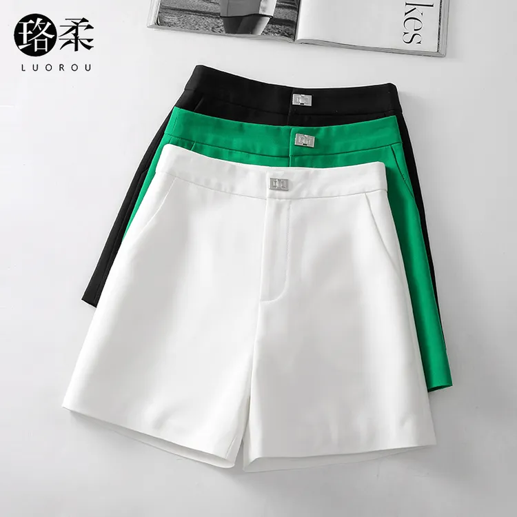 高品质白色西装短裤女夏天2025新款百搭a字阔腿宽松四分休闲裤子