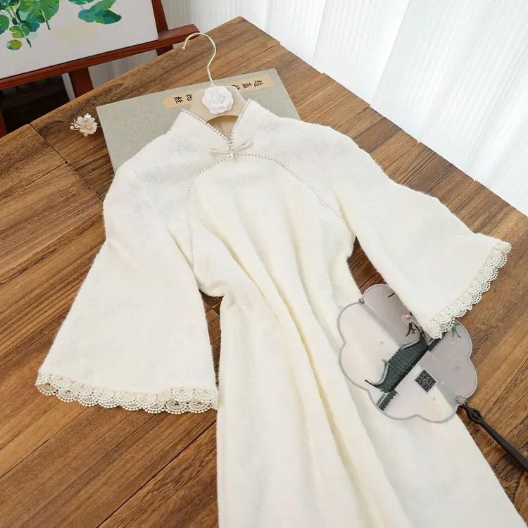 俏娘鱼新中式旗袍倒大袖春季新款米白蕾丝淑女范改良古法国风日常