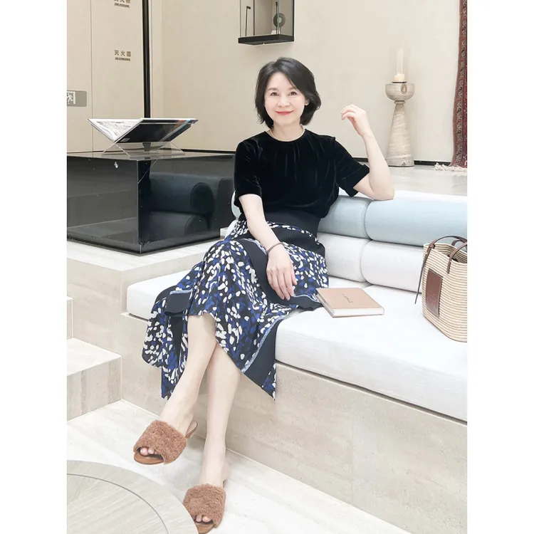 我是摩羯 佳人有约 复古典雅真丝丝绒春夏百搭休闲上衣