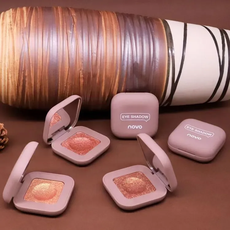 爆款单色眼影土豆泥质地新手初学者化妆珠光便携