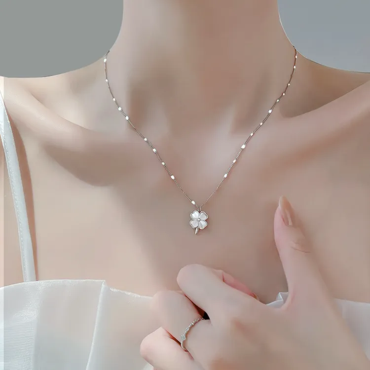 yinao/银奥 链子925银合成锆石 925纯银四叶草项链小众轻奢设计感