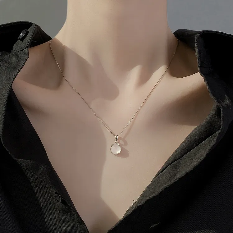 925纯银女2025轻奢高级感水滴玉髓项链气质时尚ins轻奢小众设计感