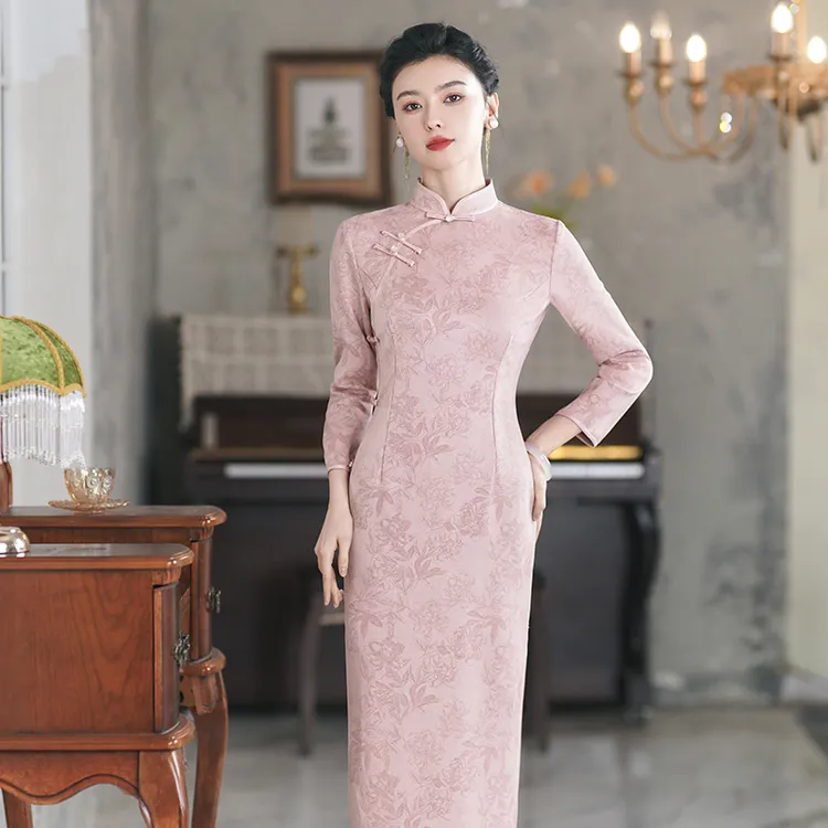 旗袍2025高端春季新款女粉色年轻款气质改良复古长款高贵国风日常