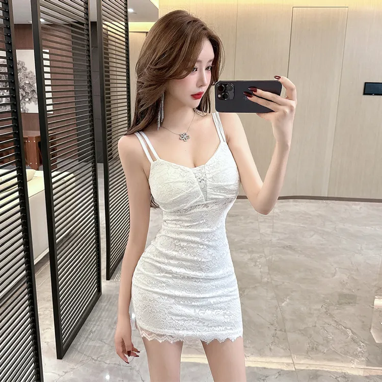 纯欲性感低胸镂空蕾丝吊带连衣裙女辣妹气质紧身百搭夜场包臀短裙