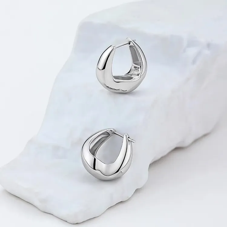 925银耳饰 925纯银马蹄耳环小众气质冷淡风简约光面耳圈素圈耳钉