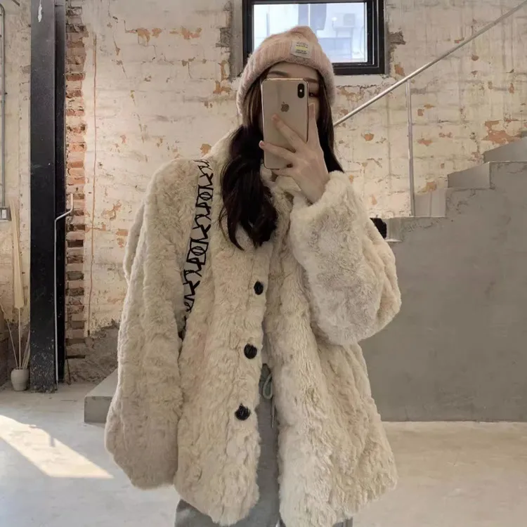 【小周】2024羊羔绒小个子中长款小姐姐不臃肿的剪花兔毛毛外套女