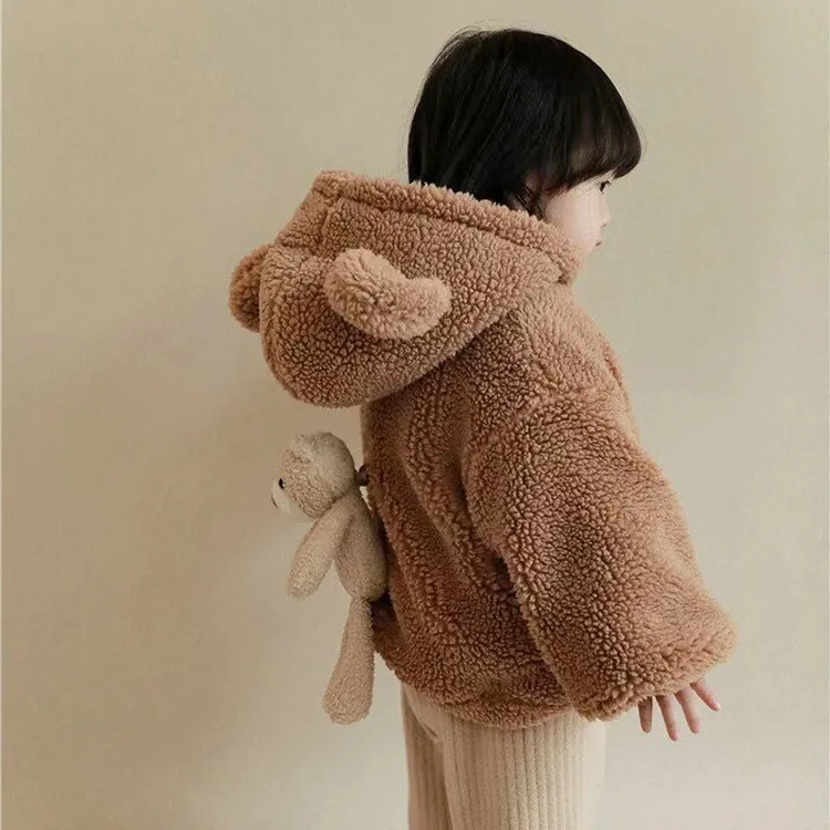 女童冬装新款中小童羊羔绒加厚外套儿童洋气保暖连帽毛绒上衣