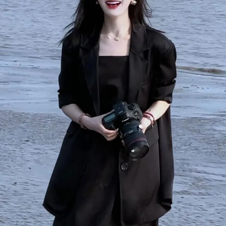 黑色小西装外套女秋冬2024新款今年流行oversize休闲高级感西服女