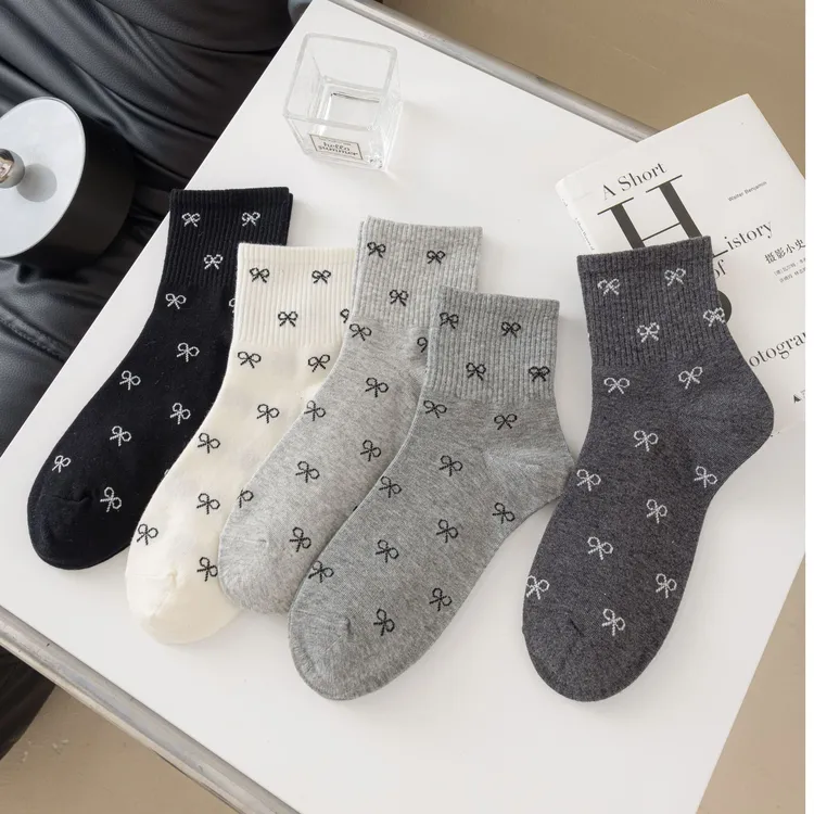 春秋韩系复古简约百搭蝴蝶结中筒袜女无骨中筒袜学生潮流
