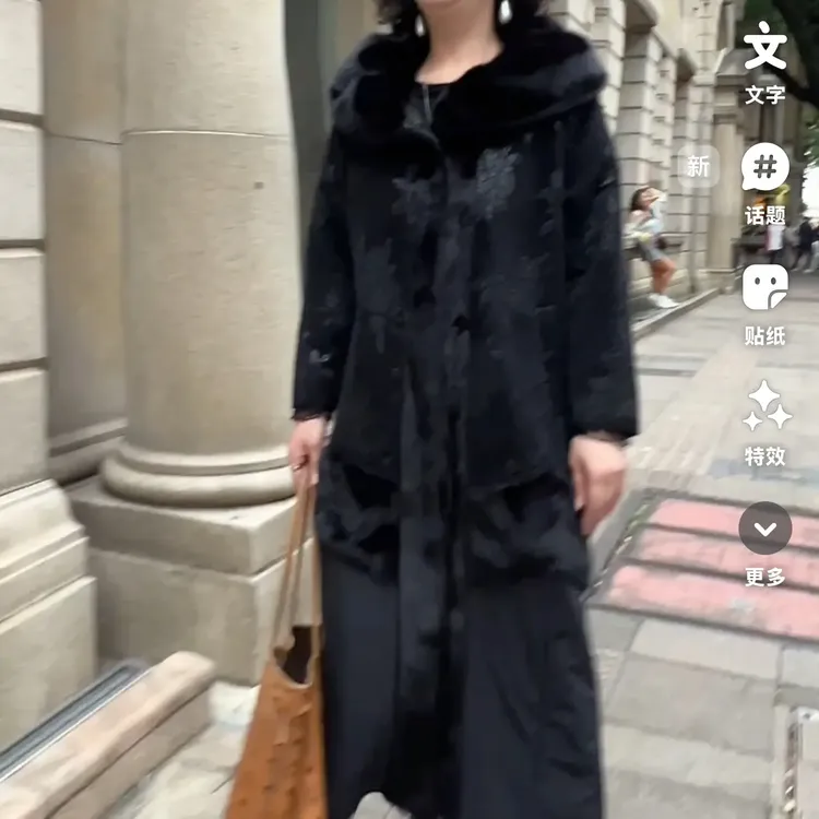 大码加厚显瘦大毛领皮毛一体拼接棉时尚气质长款冬季大衣3611黑色