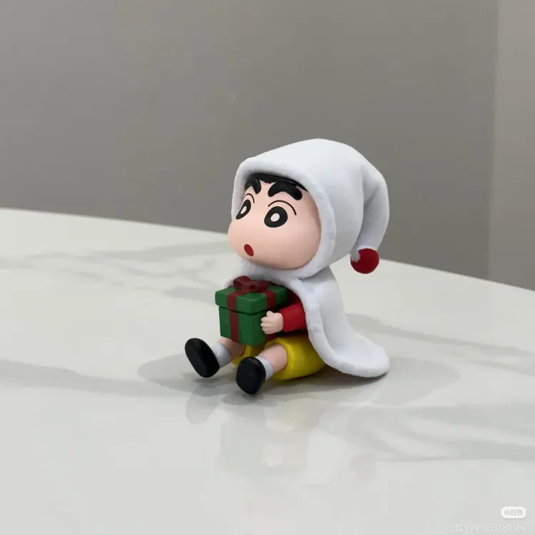 蜡笔小新圣诞礼物小新高级可爱卡通公仔家居装饰家居摆件桌面摆件