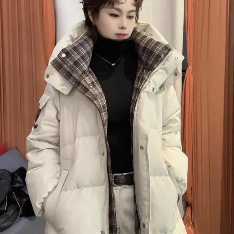 冬季新款时尚拼接加厚保暖白鸭绒连帽羽绒服
