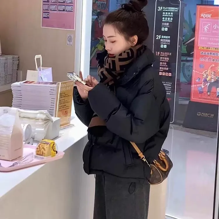 超好看短款黑色棉服女2025冬季新款小个子棉衣立领加厚面包服外套