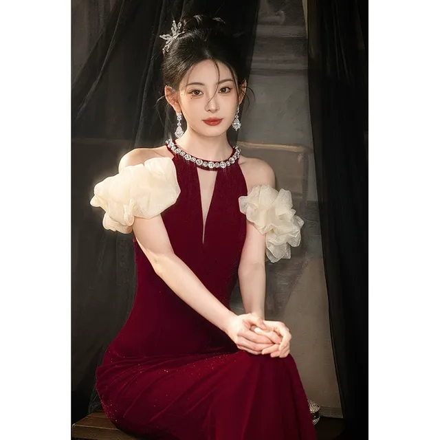 法式敬酒服新娘结婚订婚晚礼服裙女宴会挂脖气质鱼尾裙高级感轻奢