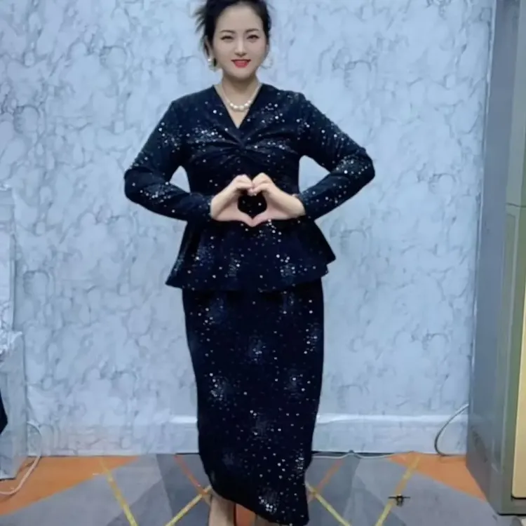 新款假两件设计显瘦女装连衣裙