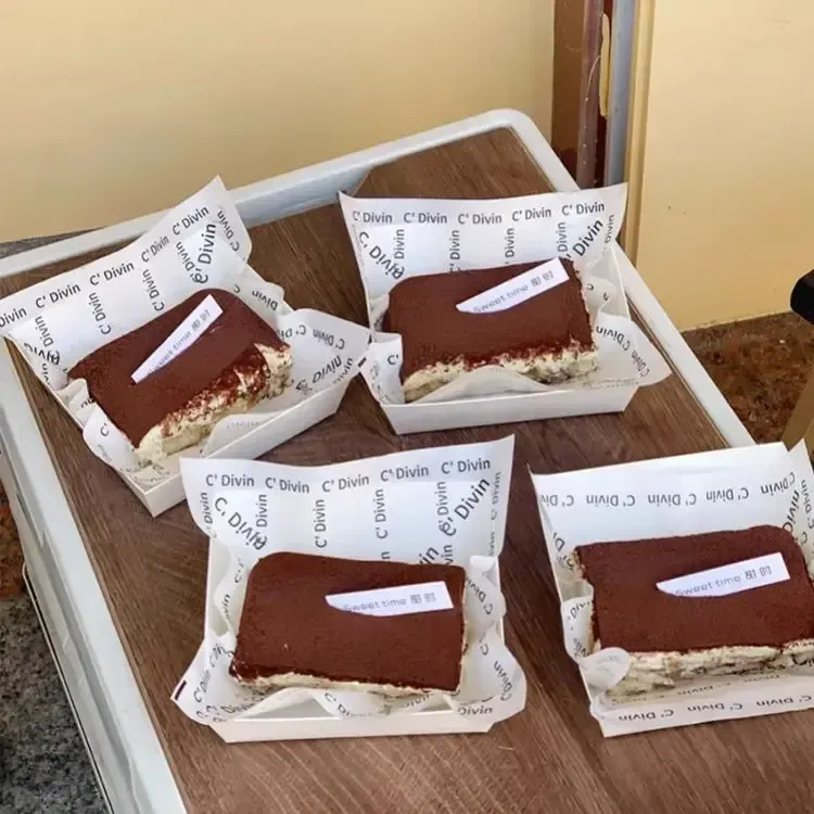 ins提拉米苏蛋糕法文油纸垫纸隔油面包吸油纸烘焙汉堡甜品垫纸