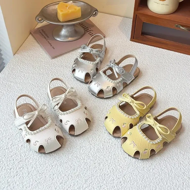 女童凉鞋夏季镂空包头公主鞋国风中式刺绣鞋子中小童女宝童鞋软86