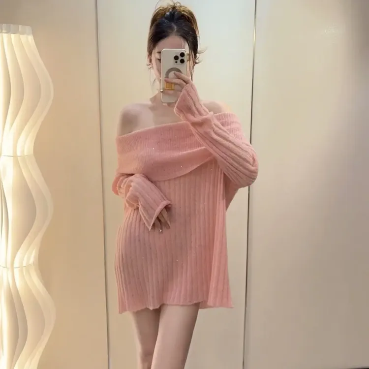 秋冬一字肩大翻领韩版长袖慵懒风多巴胺温柔气质针织衫中长款针织