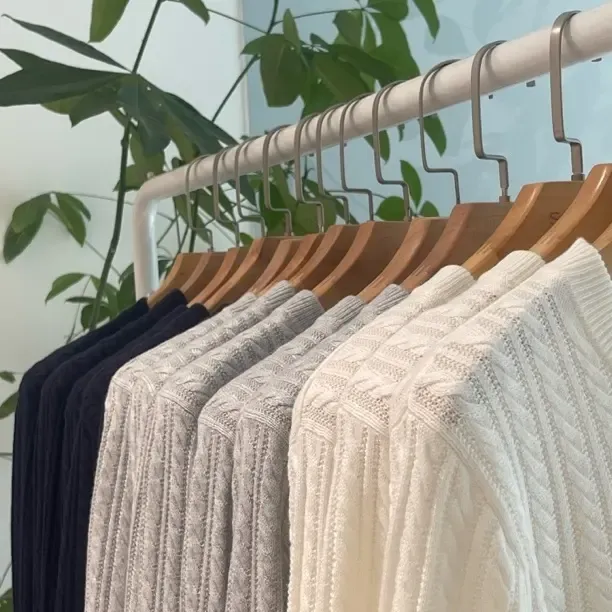 早秋经典针织开衫毛衣