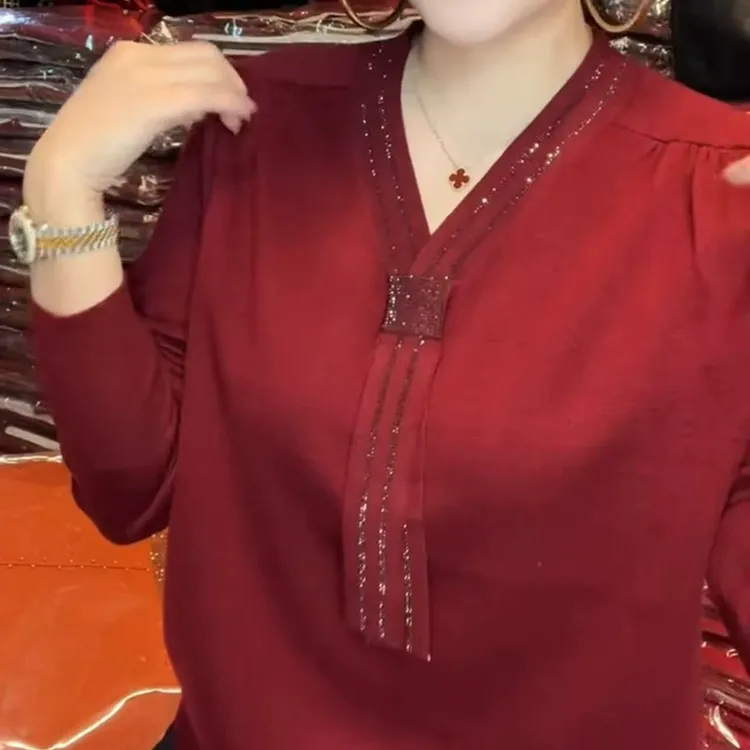 中年妈妈针织衫上衣2025春季新款洋气秋冬中老年女装打底遮肚毛衣