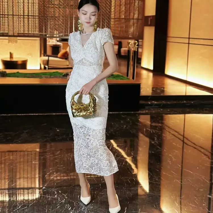 春季法式白色蕾丝连衣裙无袖收腰显瘦气质优雅长裙