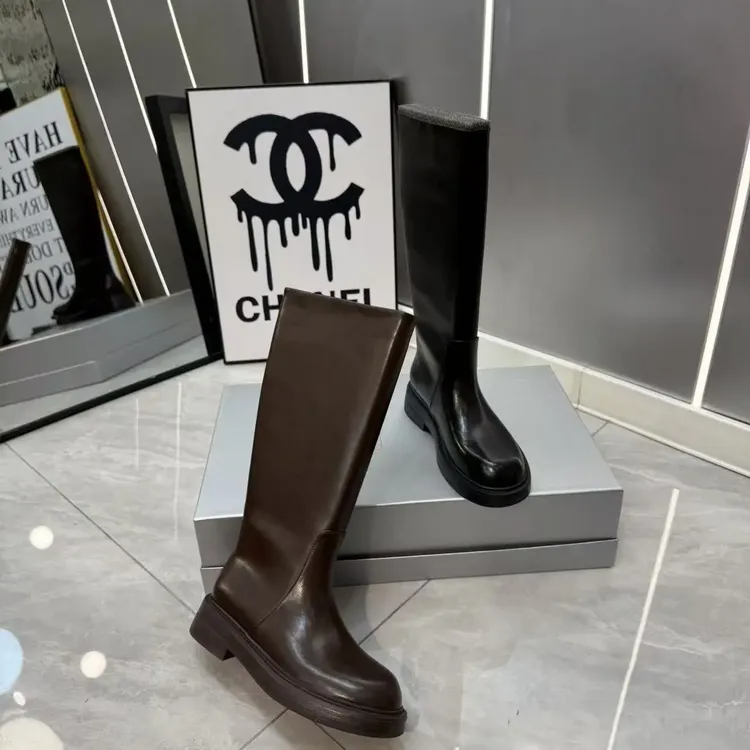 某吉拉同款绝对C位一眼就种草的直筒靴秋冬时髦精必备骑士靴靴子