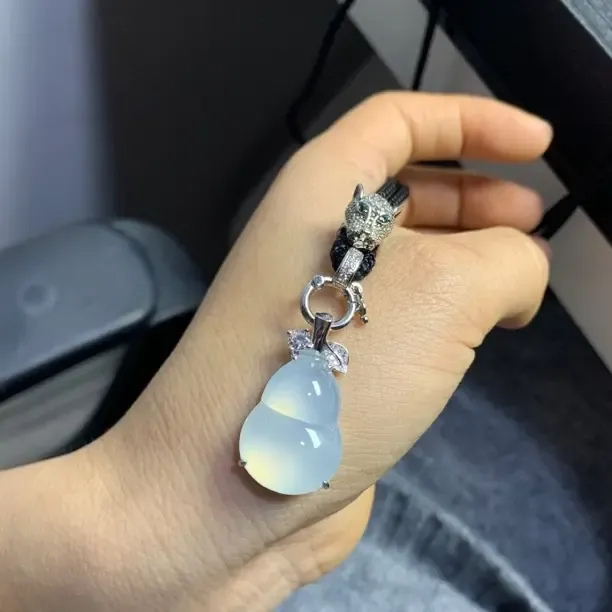 天然缅甸翡翠A货18K金精致小葫芦吊坠