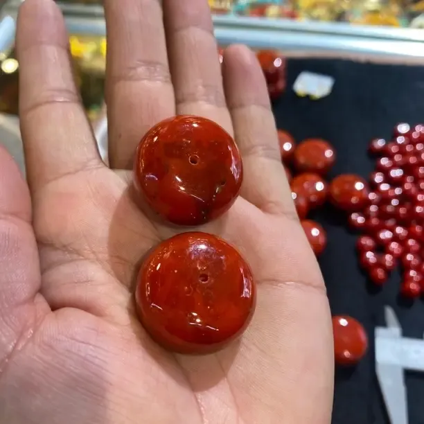 非金属亚克力婚庆饰品 配饰一对。重量27克