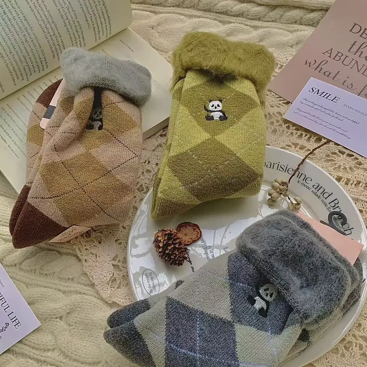 3双装 袜子女冬日系可爱加绒加厚保暖卡通中筒睡眠地板袜ins潮