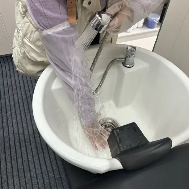 理发店一次性长臂洗头手套专用加长加厚透明防止袖子打湿手开裂