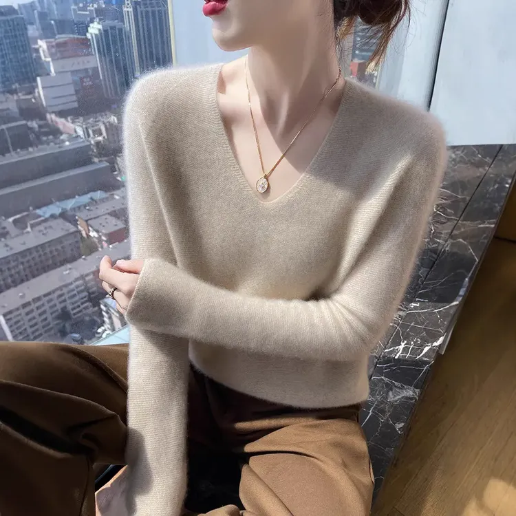 鄂尔多斯市纯100羊绒衫女无缝领秋冬季薄款针织打底衫女百搭毛衣